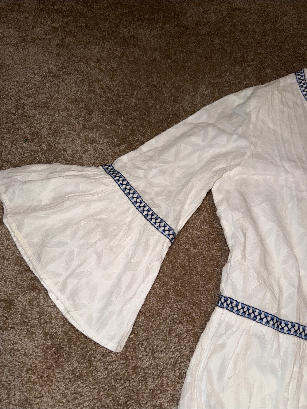 Tommy Bahama White Embroidered Tiered Tunic Dress with Navy Trim - medium. X - Picture 6 of 7